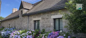 Les hortensias vous accueillent dans un quartier calme et résidentiel